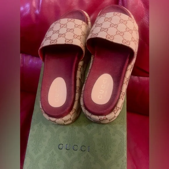 Cute summer double G slides - Picture 3 of 9